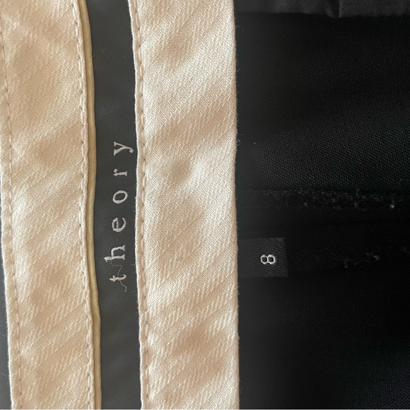 Trousers - Picture 2 of 3